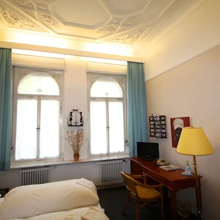 Hotel Am Hohenzollernplatz