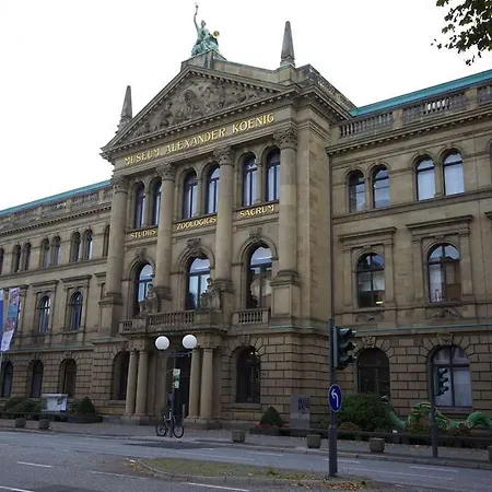 Hotel Am Hohenzollernplatz 3*