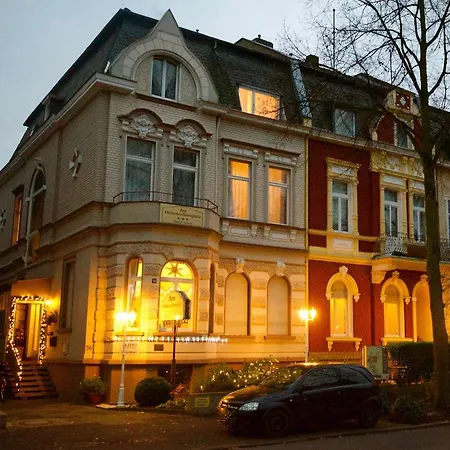 Am Hohenzollernplatz Hotel 3*