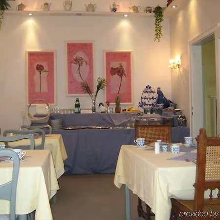 Am Hohenzollernplatz Hotel 3*