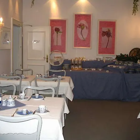 Am Hohenzollernplatz Hotel